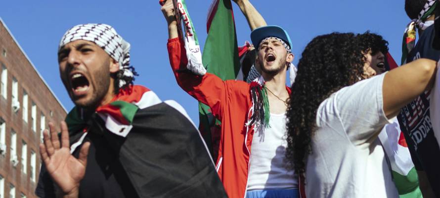 Anti-Israel protesters